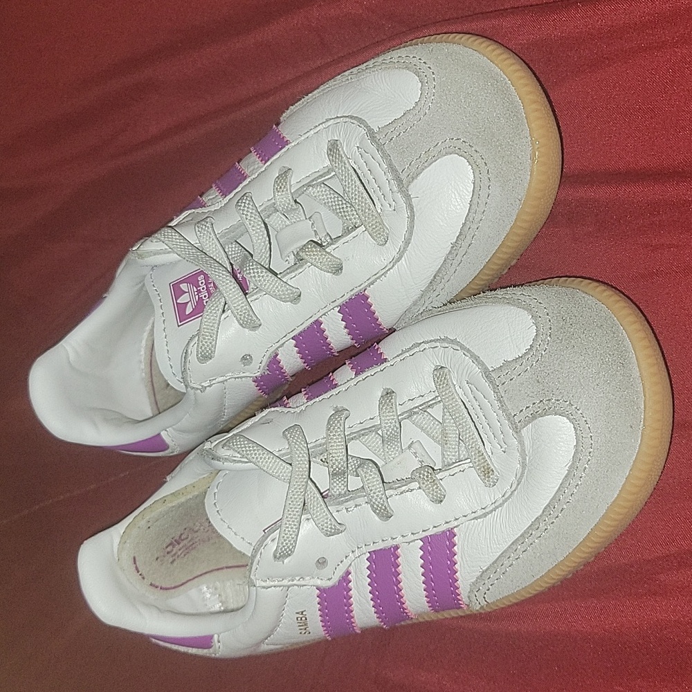 Samba og athletic sneakers